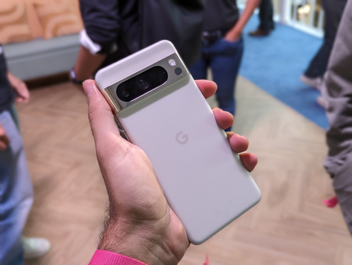 Pixel 8