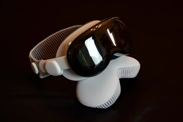vision-pro-hero-1 Apple Vision Pro