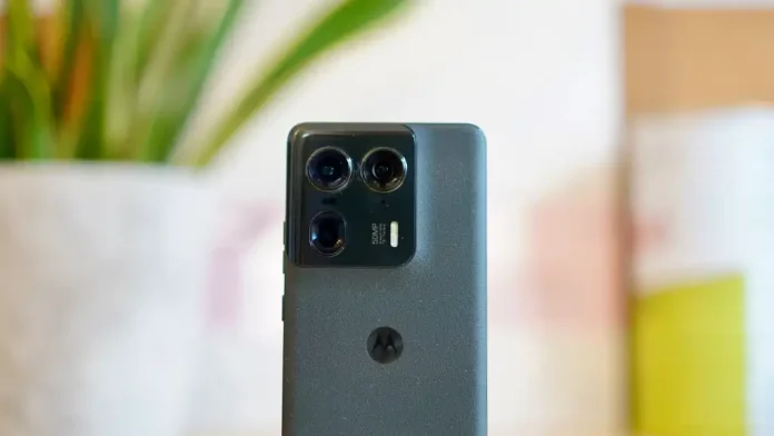 Motorola-Edge-50-Ultra-4