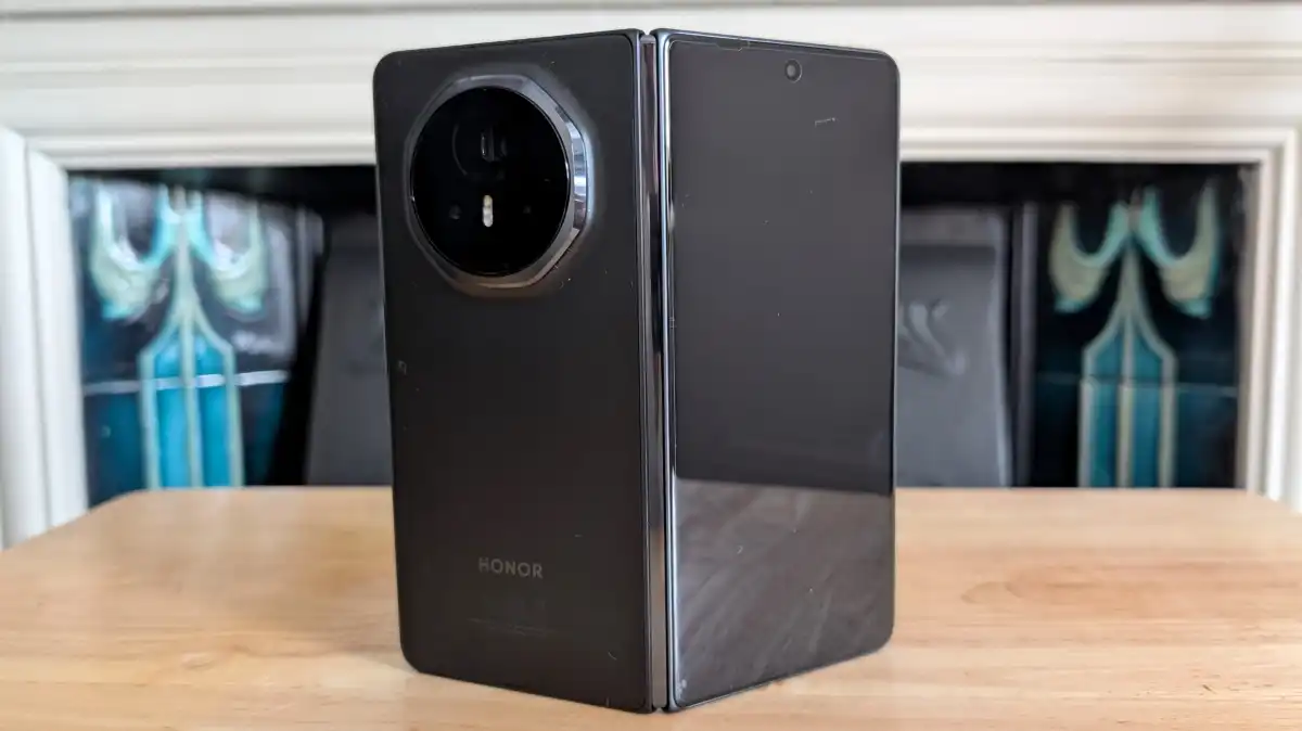 Honor Magic V5