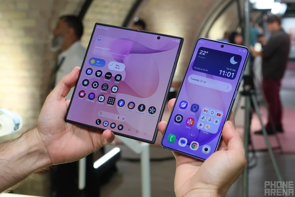 Galaxy Z Fold 8 Ultra vs S26 Ultra