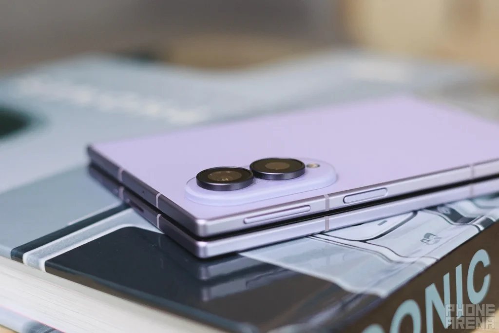 Galaxy Z Fold 8
